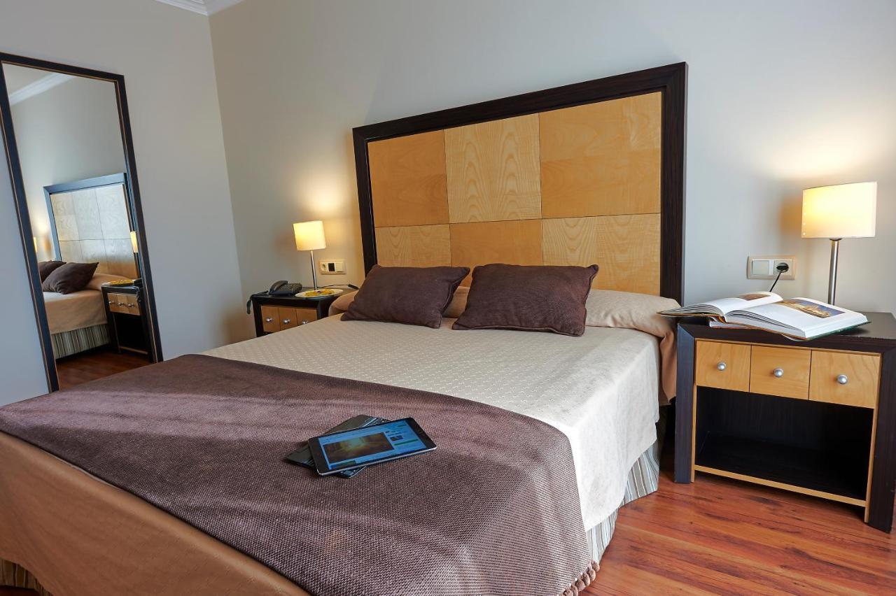 Hotel Las Cabanas Peñaranda de Bracamonte Екстериор снимка